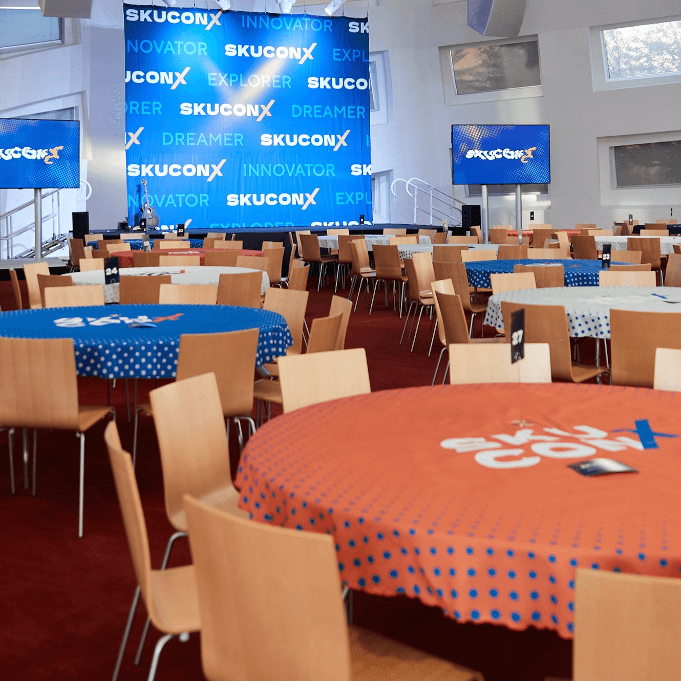 skucon-table-cloth skucon-table-cloth